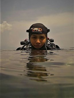 Jackie was an active swimmer ever since she was a young child but it was only in 2012 that she could no longer resist the pull of the underwater world. Always considered a natural athlete by her coaches, she would excel at any sport she would do. Scuba diving, of course, was no exception. Spending most of her weekends (sometimes even weekdays) in Anilao inevitably led to a consequent growth of passion. She quickly gained hours of dive time and a wealth of experience diving with many of the local dive masters around the area. As she was working her way up the recreational diving ladder and many fated conversations in between with technical divers, she learned about the rigors and demands of technical and cave diving and an ultimate pursuit was born. Now thirsting for another level of knowledge and always one to pursue her goals, Jackie realised the need to take different courses in line with them.She methodically sought training from top instructors around the Philippines, understanding the need for the highest quality of education in every step and building experience in between with total commitment and old-fashioned hard work. In 2016, she finally joined Unified Team Diving and is actively pursuing higher levels of technical diving. Her work in Pawod with Bernil, Jaime and Juan was calm, independent and collected. Things you’d expect of a seasoned cave diver.Jackie currently resides in Manila, but is frequently in and around the Philippines.On being part of the Filipino Cave Divers. “Didn’t expect it. Many emotions. It’s difficult enough to prove yourself as a girl in a male dominated industry and to be part of FCD, is humbling validation. I’d say I’m more than deeply honoured to be part of Filipino Cave Divers, the hard work has paid off and another level of learning from everyone in FCD is something I look forward to. This is definitely one of the highlights of my life and dive career.”